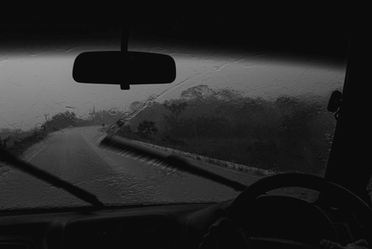 Windscreen wiper rain